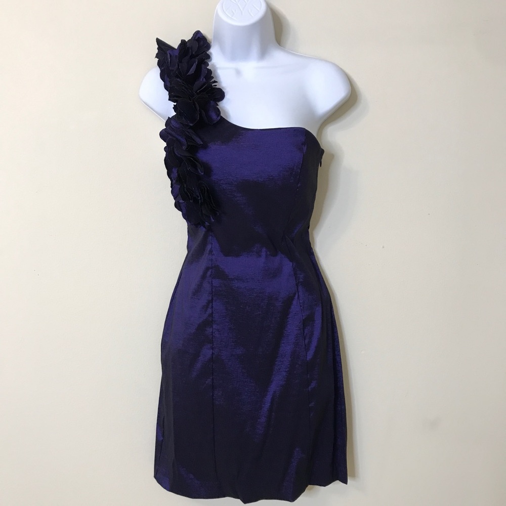 Purple Floral One Sleeve Juniors M Event Dress